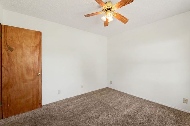 2200 E 53rd, Wichita, KS 67216