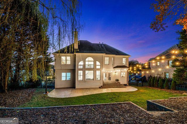 3713 Lake Edge Drive, Suwanee, GA 30024