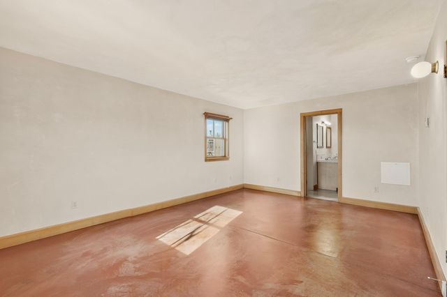 1698 Agua Fria, Santa Fe, NM 87505