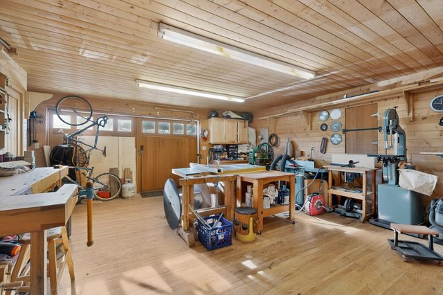 1698 Agua Fria, Santa Fe, NM 87505