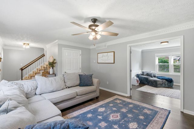2013 Planters Court, Lexington, KY 40514