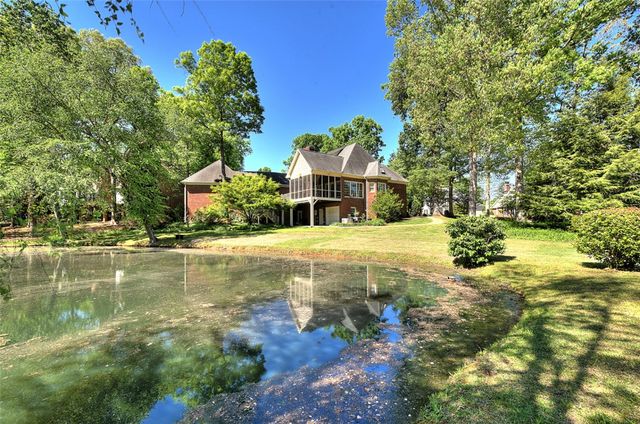 400 Four Lakes Drive, Easley, SC 29642