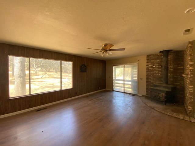 5541 High Sierra Rd, Pilot Hill, CA 95664