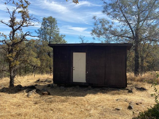 5541 High Sierra Rd, Pilot Hill, CA 95664