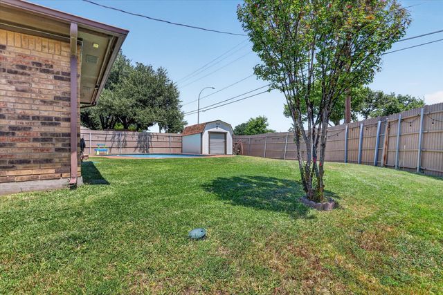 6419 British Lane, Arlington, TX 76002