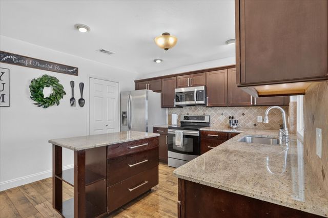 6419 British Lane, Arlington, TX 76002