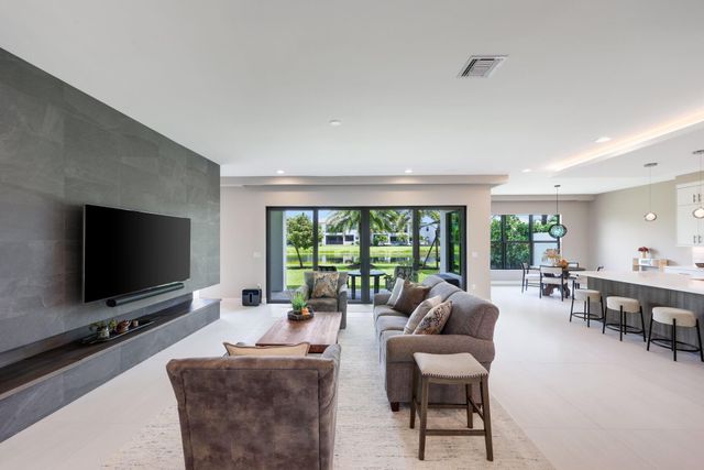 17092 Five Waters Avenue, Boca Raton, FL 33496