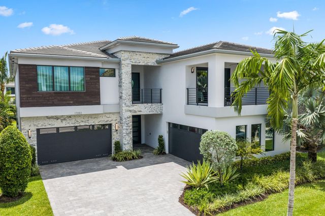 17092 Five Waters Avenue, Boca Raton, FL 33496