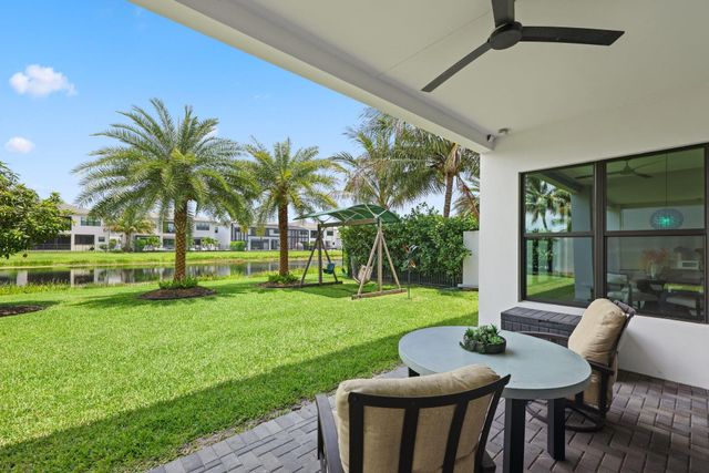 17092 Five Waters Avenue, Boca Raton, FL 33496