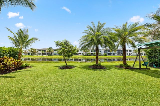 17092 Five Waters Avenue, Boca Raton, FL 33496