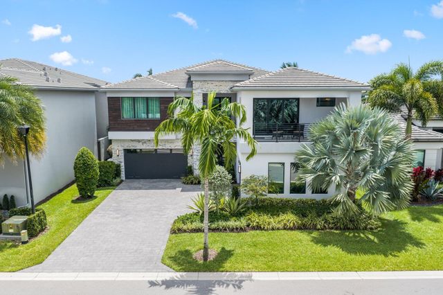 17092 Five Waters Avenue, Boca Raton, FL 33496