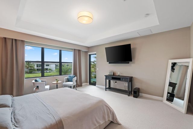 17092 Five Waters Avenue, Boca Raton, FL 33496