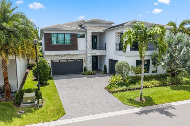 17092 Five Waters Avenue, Boca Raton, FL 33496