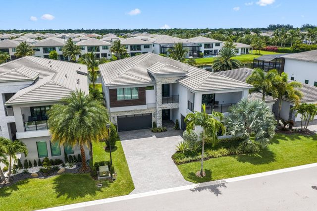 17092 Five Waters Avenue, Boca Raton, FL 33496