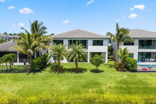 17092 Five Waters Avenue, Boca Raton, FL 33496