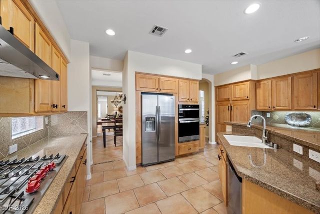 9733 Plateau Heights Place, Las Vegas, NV 89144