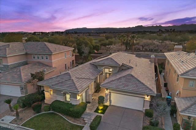 9733 Plateau Heights Place, Las Vegas, NV 89144