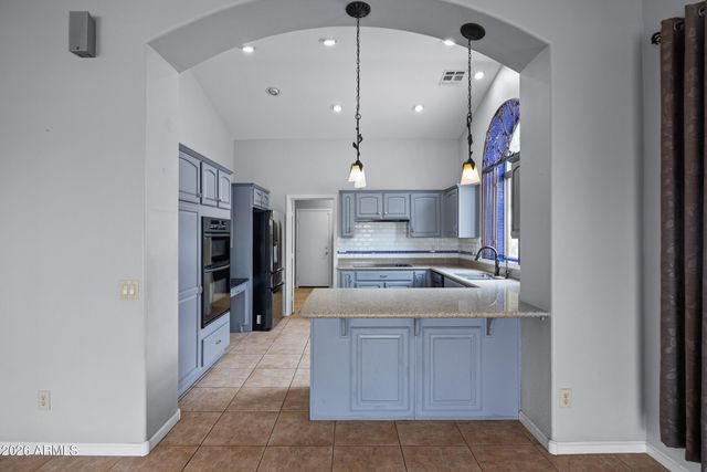 24623 S Rocky Brook Drive, Sun Lakes, AZ 85248