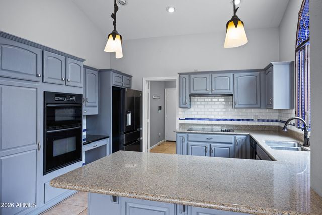 24623 S Rocky Brook Drive, Sun Lakes, AZ 85248