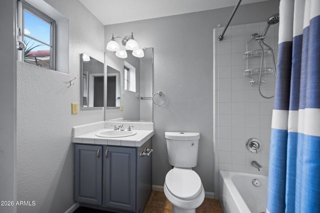 24623 S Rocky Brook Drive, Sun Lakes, AZ 85248