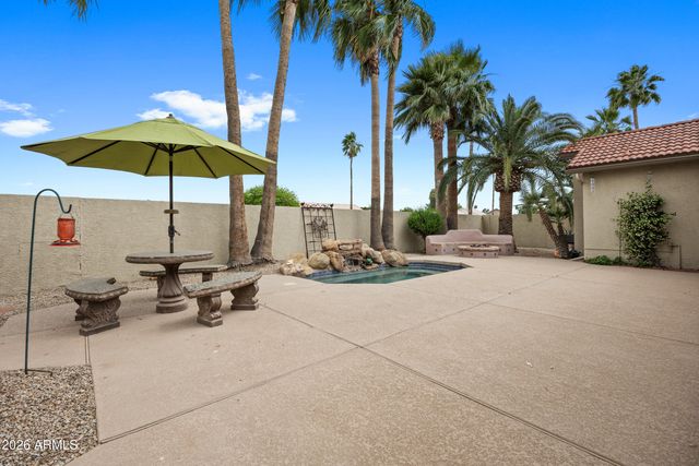 24623 S Rocky Brook Drive, Sun Lakes, AZ 85248