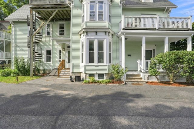 9 Peabody St 9, Newton, MA 02458