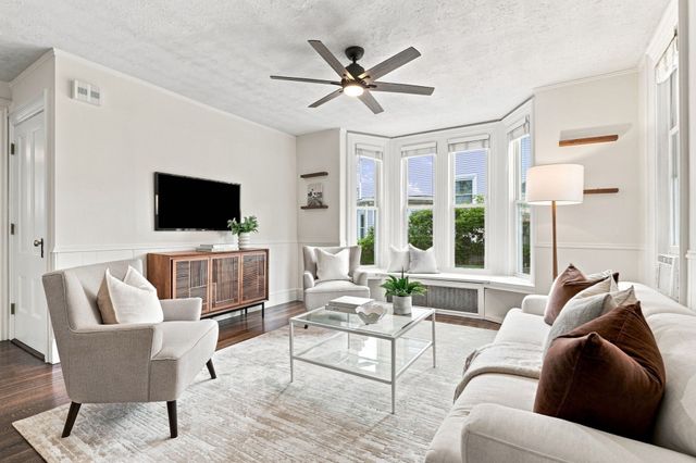 9 Peabody St 9, Newton, MA 02458
