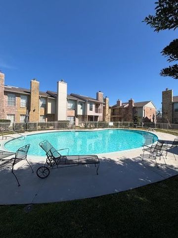 3100 Jeanetta Street 401, Houston, TX 77063