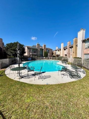 3100 Jeanetta Street 401, Houston, TX 77063