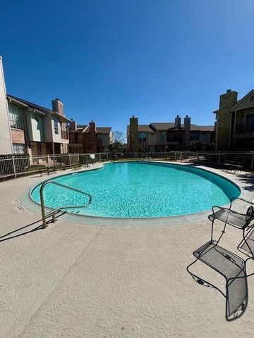 3100 Jeanetta Street 401, Houston, TX 77063