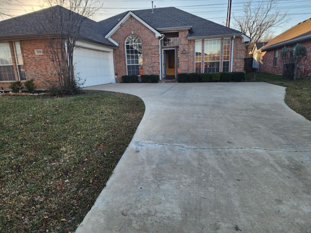 9333 Vista Circle, Irving, TX 75063