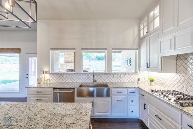 112 Thomas Court, Tuscola, TX 79562