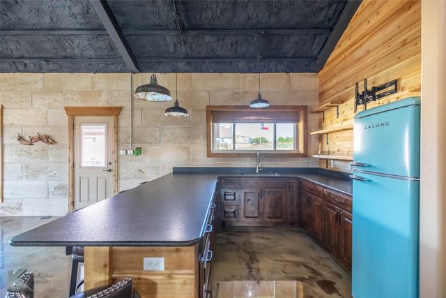 112 Thomas Court, Tuscola, TX 79562