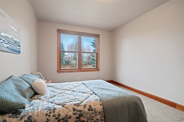 17 W Fieldview, Bozeman, MT 59715