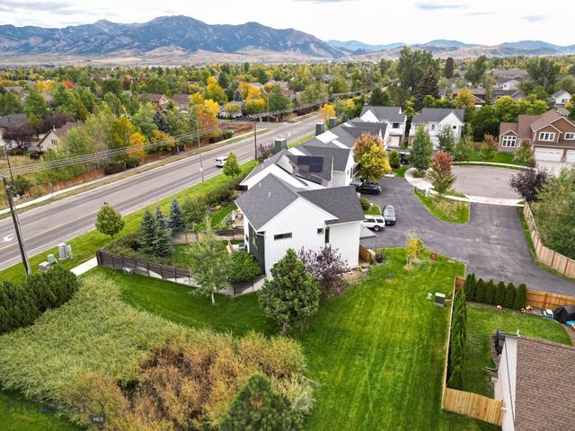 560 Christopher Way, Bozeman, MT 59718