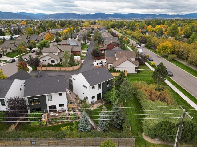 560 Christopher Way, Bozeman, MT 59718