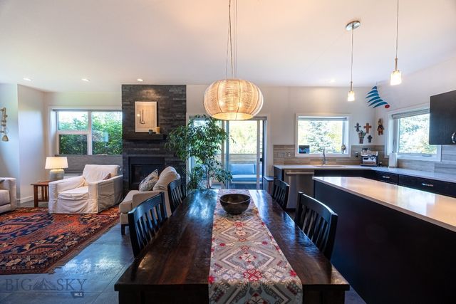 560 Christopher Way, Bozeman, MT 59718