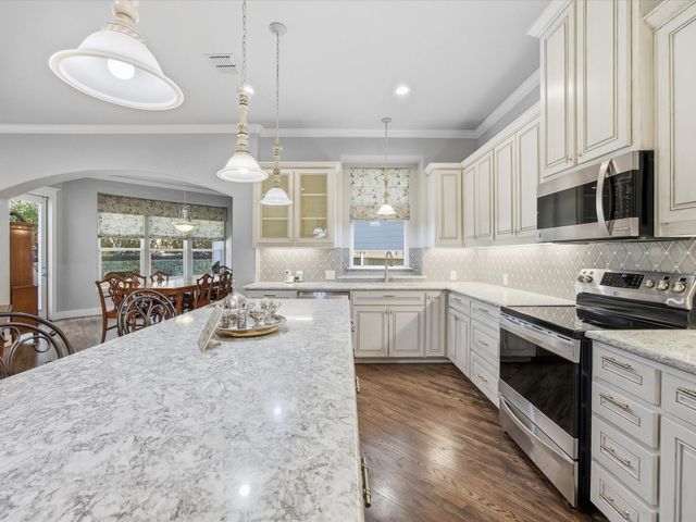 517 Hearth Terrace, Argyle, TX 76226