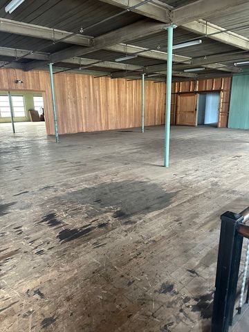 2 Olde Millbury St, Worcester, MA 01610