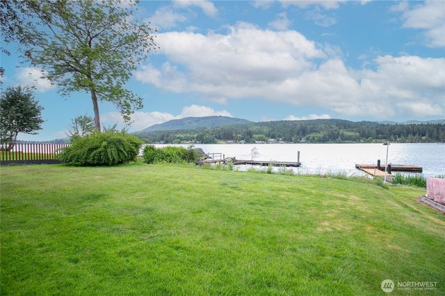 859 E Lake Samish Drive, Bellingham, WA 98229