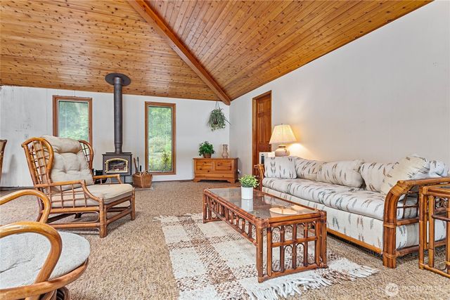 859 E Lake Samish Drive, Bellingham, WA 98229