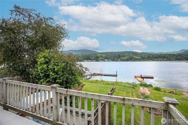 859 E Lake Samish Drive, Bellingham, WA 98229