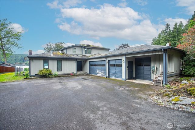 859 E Lake Samish Drive, Bellingham, WA 98229