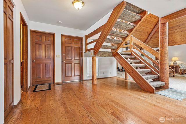 859 E Lake Samish Drive, Bellingham, WA 98229