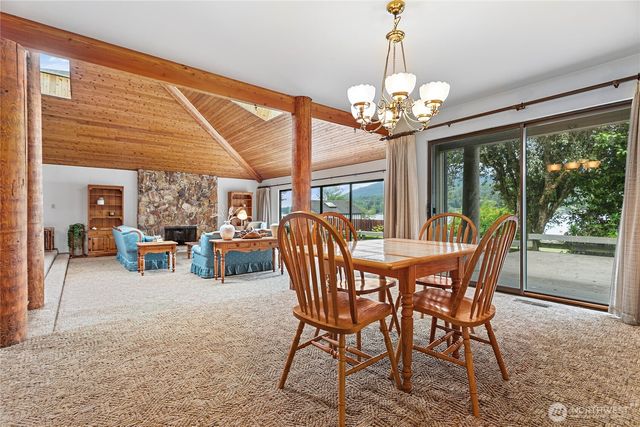 859 E Lake Samish Drive, Bellingham, WA 98229