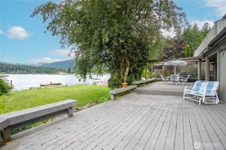 859 E Lake Samish Drive, Bellingham, WA 98229