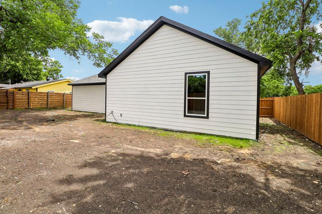 827 Powell Circle, Mesquite, TX 75149