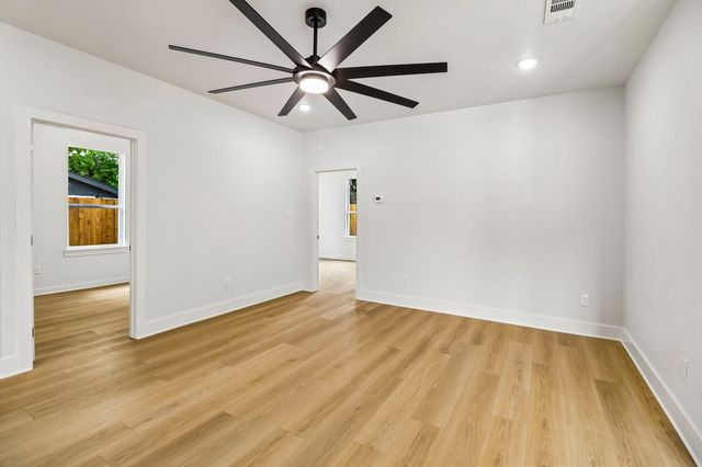 827 Powell Circle, Mesquite, TX 75149