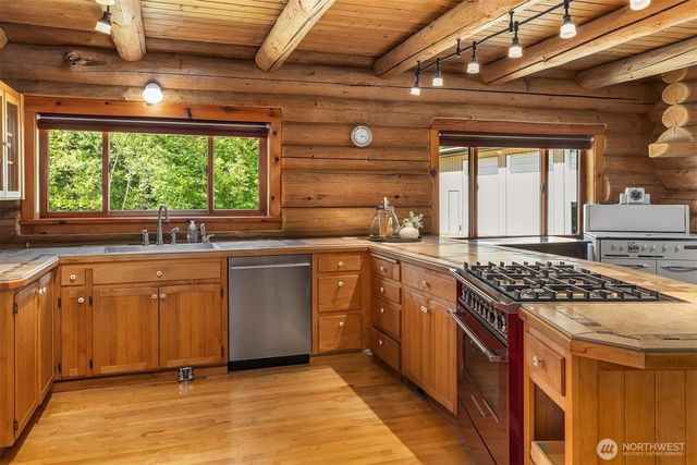 16406 May Creek Road, Gold Bar, WA 98251