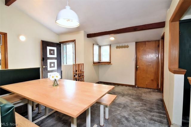 20685 Alameda Parkway, Highland Hills, OH 44128